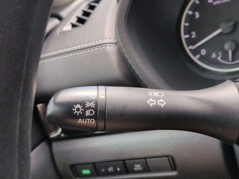Used 2024 Nissan Sentra SV FWD image 20