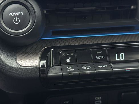 Used 2025 Toyota Prius XLE image 20