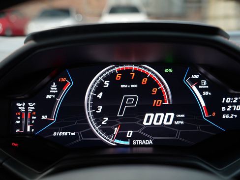 Used 2020 Lamborghini Huracan EVO RWD image 66