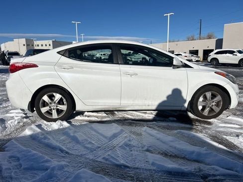 Used 2013 Hyundai Elantra GLS w/ Preferred Pkg image 5