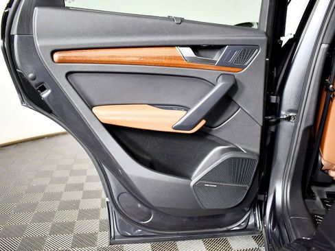 Used 2022 Audi Q5 2.0T Premium Plus image 30