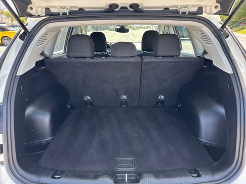Used 2018 Jeep Compass Sport FWD image 23