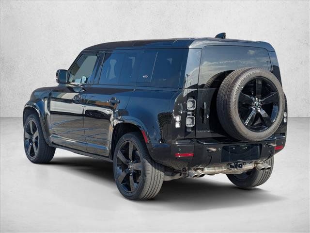 Used 2022 Land Rover Defender 110 V8 AWD/4WD image 8