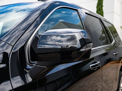 Used 2023 GMC Yukon Denali AWD/4WD image 17
