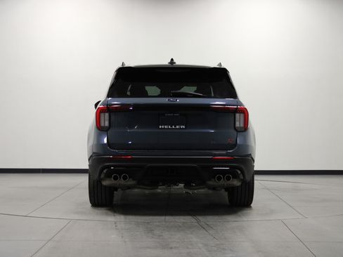 Used 2025 Ford Explorer ST image 5
