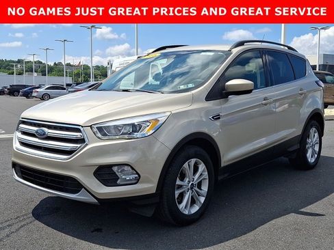 Used 2018 Ford Escape SEL AWD/4WD image 3