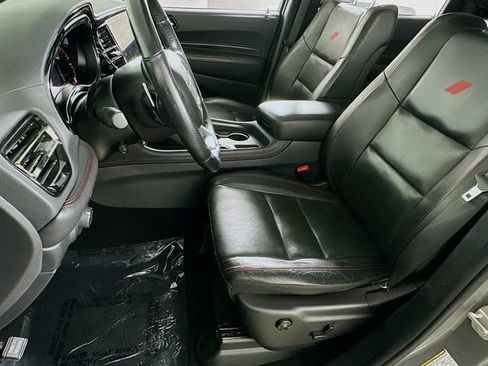 Used 2024 Dodge Durango GT RWD image 9