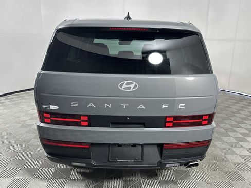 Used 2025 Hyundai Santa Fe SE FWD image 7