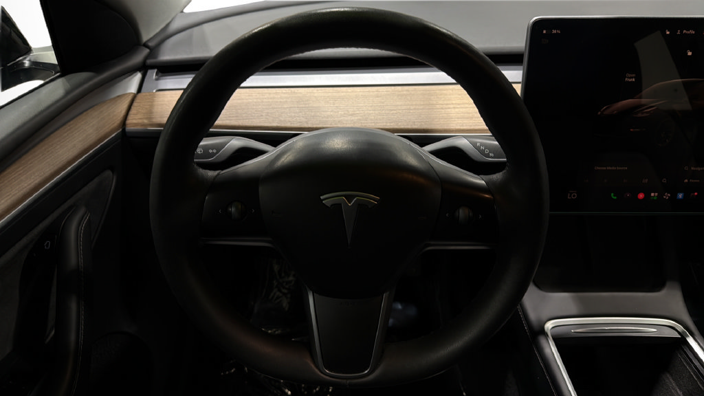 Used 2023 Tesla Model Y Long Range AWD/4WD image 20