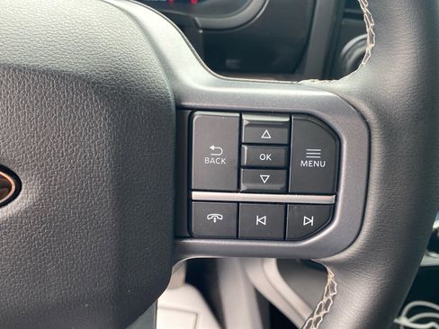 Used 2025 Ford F150 Lariat AWD/4WD image 19