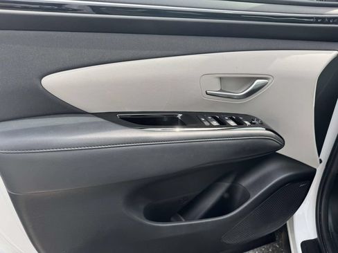 Used 2023 Hyundai Tucson Limited AWD/4WD image 15