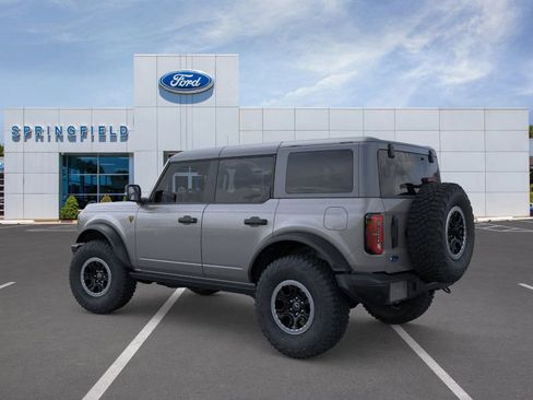 New 2025 Ford Bronco Badlands image 4