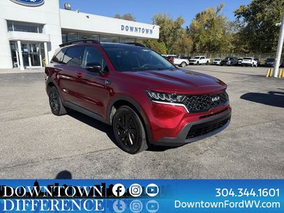 Used 2023 Kia Sorento S w/ Panoramic Sunroof Package