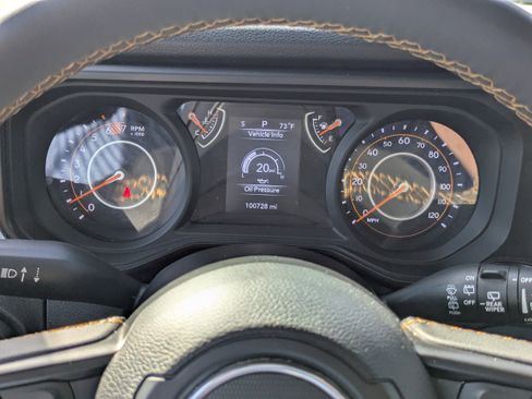 Used 2024 Jeep Wrangler Sport S image 16