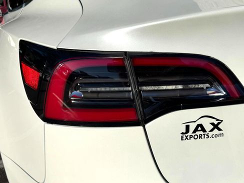 Used 2020 Tesla Model 3 Long Range image 11