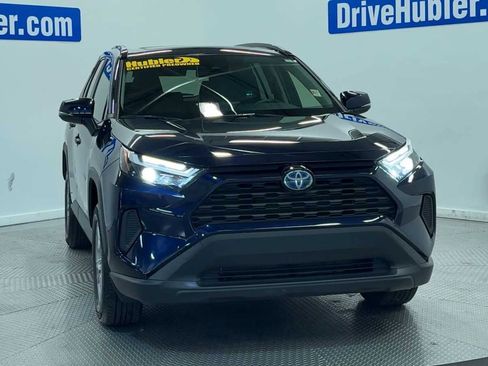Used 2024 Toyota RAV4 XLE w/ Convenience Package AWD/4WD image 4