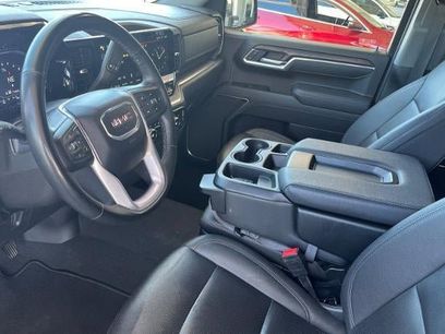 Used 2025 GMC Sierra 1500 SLT