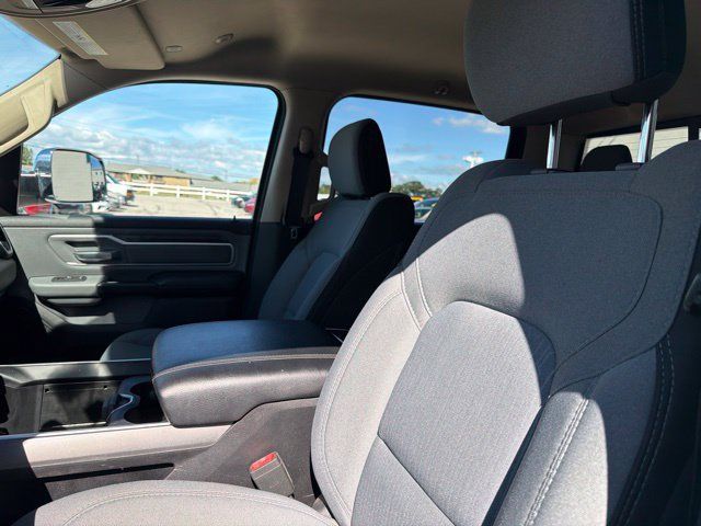 Used 2020 RAM 1500 Big Horn AWD/4WD image 14