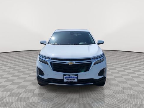 Used 2024 Chevrolet Equinox LT AWD/4WD image 2