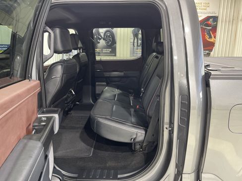 Used 2022 Ford F150 Lariat image 12