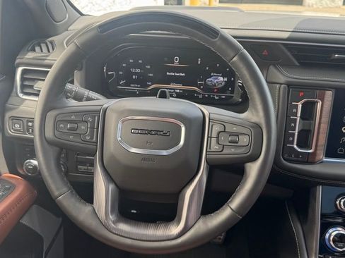 Used 2024 GMC Yukon Denali Ultimate w/ LPO, Floor Liner Package AWD/4WD image 21