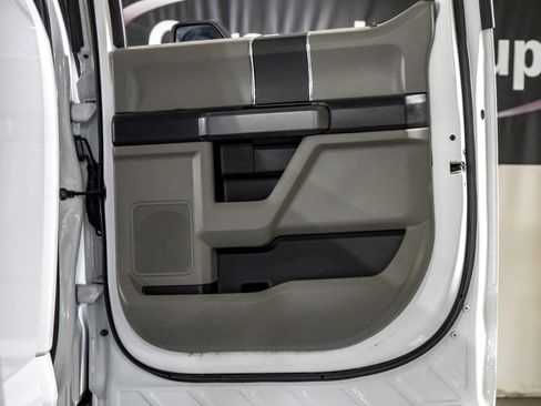 Used 2022 Ford F250 XLT w/ XLT Value Package image 37