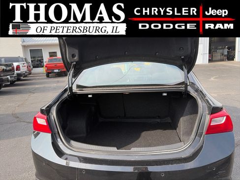 Used 2025 Chevrolet Malibu LT FWD image 21