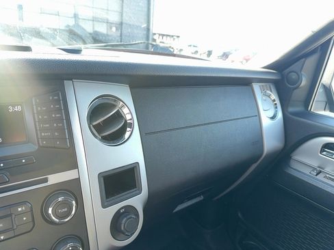 Used 2017 Ford Expedition EL XLT image 22