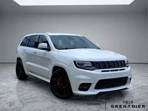 Used 2017 Jeep Grand Cherokee SRT AWD/4WD image 1