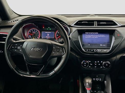 Used 2023 Chevrolet TrailBlazer RS w/ Technology Package FWD image 20