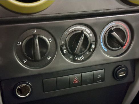 Used 2007 Jeep Wrangler Sahara w/ Dual Top Group image 13