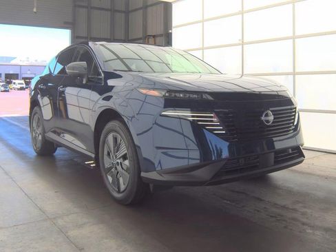 Used 2025 Nissan Murano SL w/ Cargo Package AWD/4WD image 2