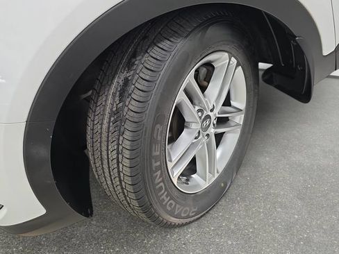 Used 2018 Hyundai Santa Fe Sport AWD/4WD image 29