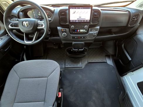 New 2025 RAM ProMaster 3500 FWD image 9