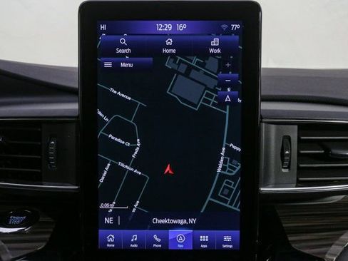 Used 2022 Ford Explorer Limited w/ Limited Technology Package image 24