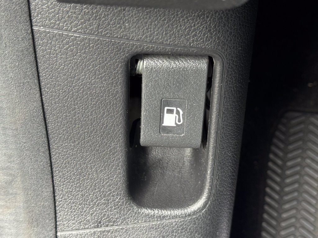 Used 2015 Honda CR-V EX image 29