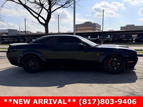 Used 2021 Dodge Challenger SRT Hellcat Redeye image 4