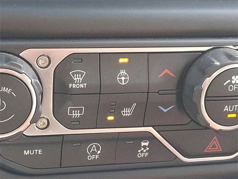 Certified 2023 Jeep Wrangler Sport image 19