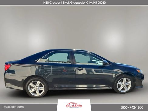 Used 2012 Toyota Camry SE image 5