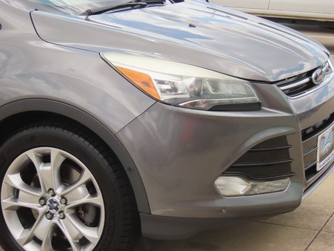 Used 2014 Ford Escape Titanium w/ Equipment Group 401A AWD/4WD image 6