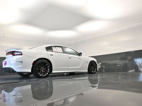 Used 2023 Dodge Charger R/T w/ Performance Handling Group image 19