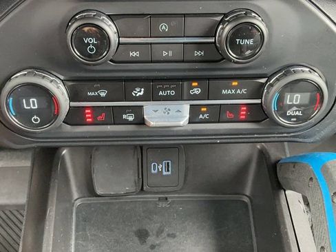Used 2023 Ford Bronco Black Diamond w/ Sasquatch Package AWD/4WD image 21
