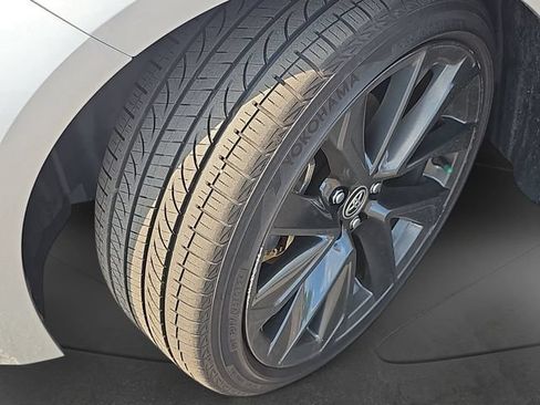 Used 2024 Toyota Corolla XSE FWD image 31