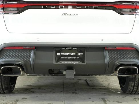 New 2025 Porsche Macan image 39