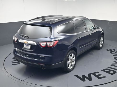 Used 2017 Chevrolet Traverse Premier image 35