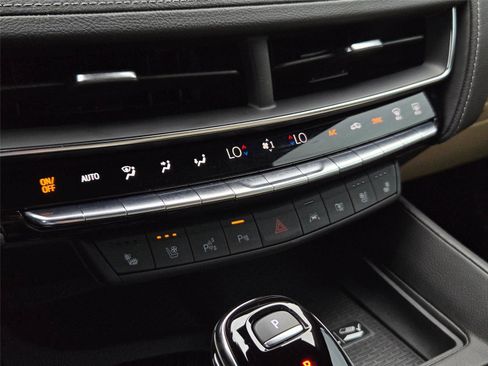 Used 2025 Cadillac CT5 Premium Luxury RWD image 21