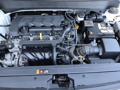 Used 2021 Hyundai Venue SEL FWD image 41