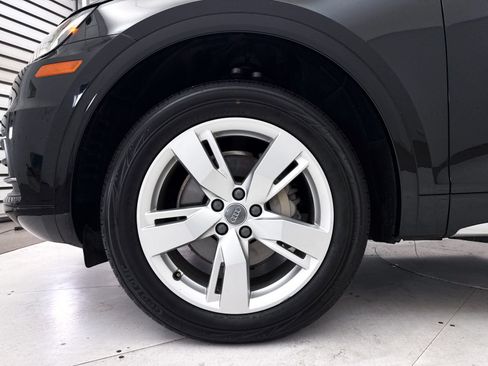 Used 2018 Audi Q5 2.0T Premium Plus w/ Premium Plus Package AWD/4WD image 16