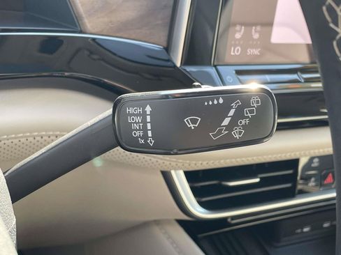 Certified 2026 Volkswagen Atlas SE w/ Panoramic Sunroof Package FWD image 22