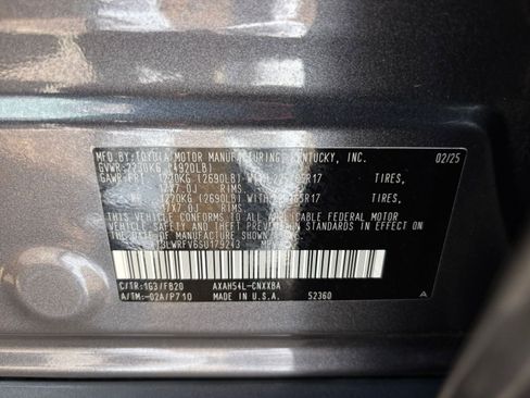Used 2025 Toyota RAV4 LE image 29
